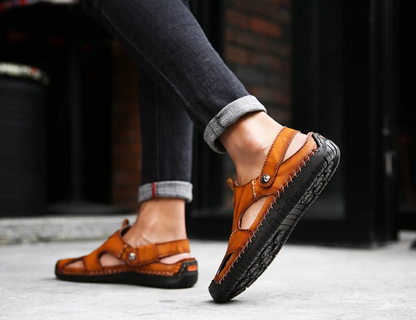 Klassische Ledersandalen