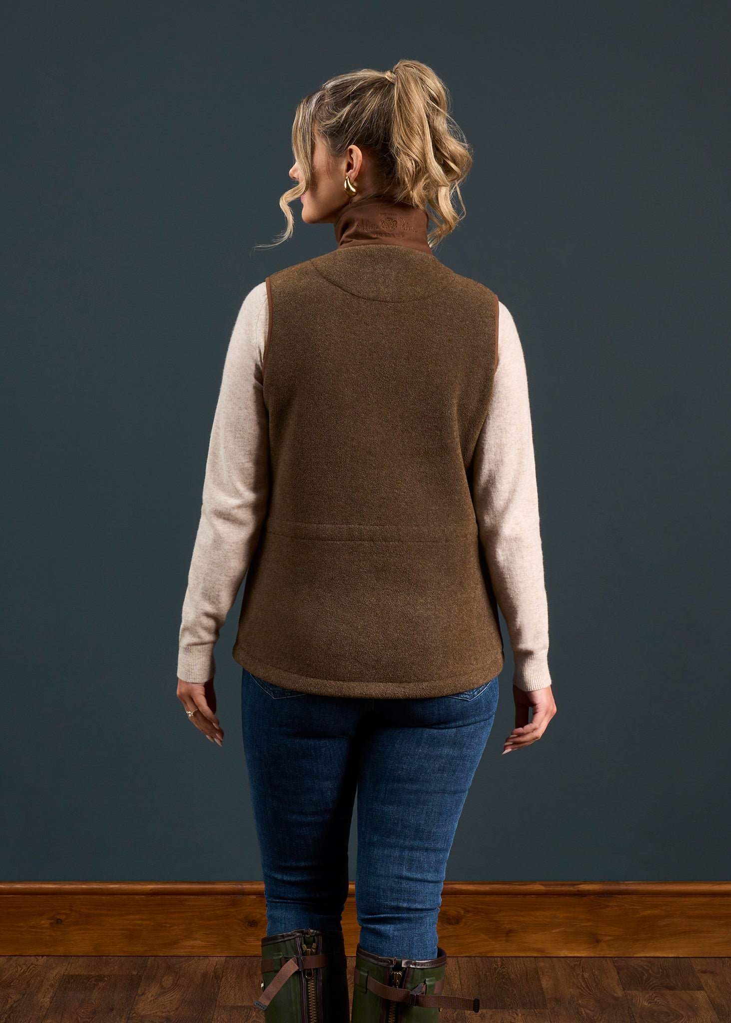 Aylsham Ladies Fleece Gilet In Pecan - Regular Fit