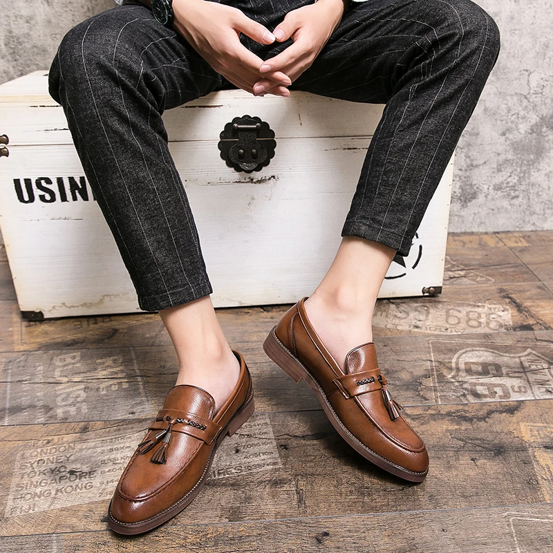Loafers aus Leder mit Quasten