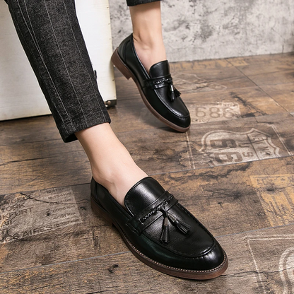Loafers aus Leder mit Quasten