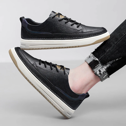 Klassische Leder-Sneakers