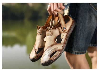 Klassische Ledersandalen