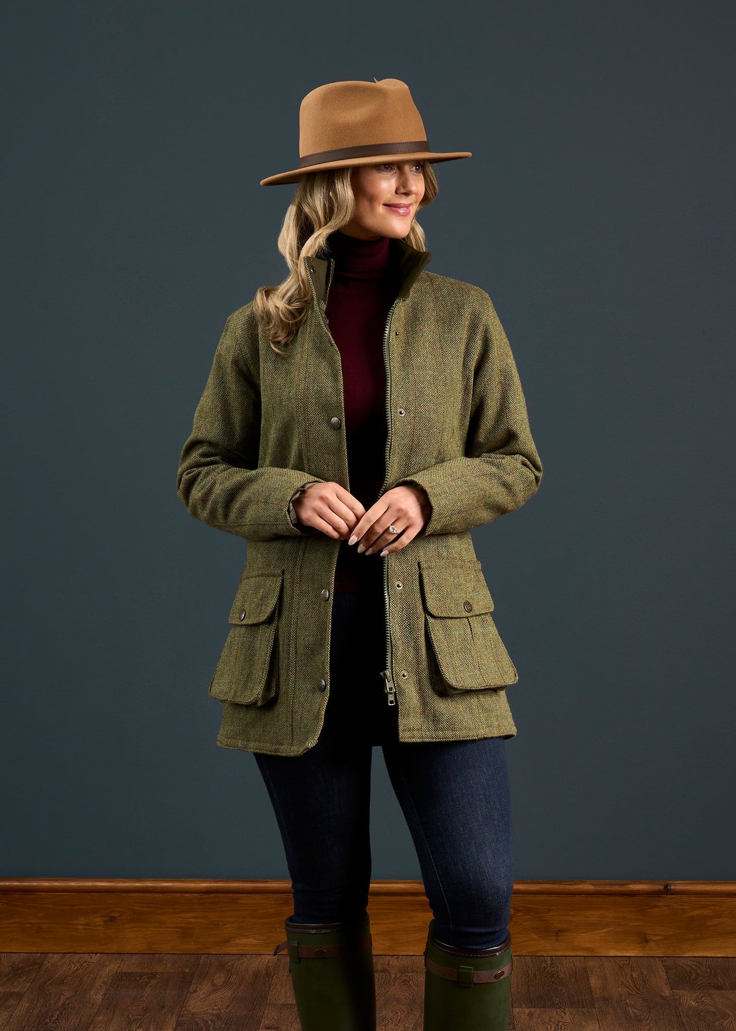 Rutland Ladies Tweed Waterproof Shooting Coat In Hemp