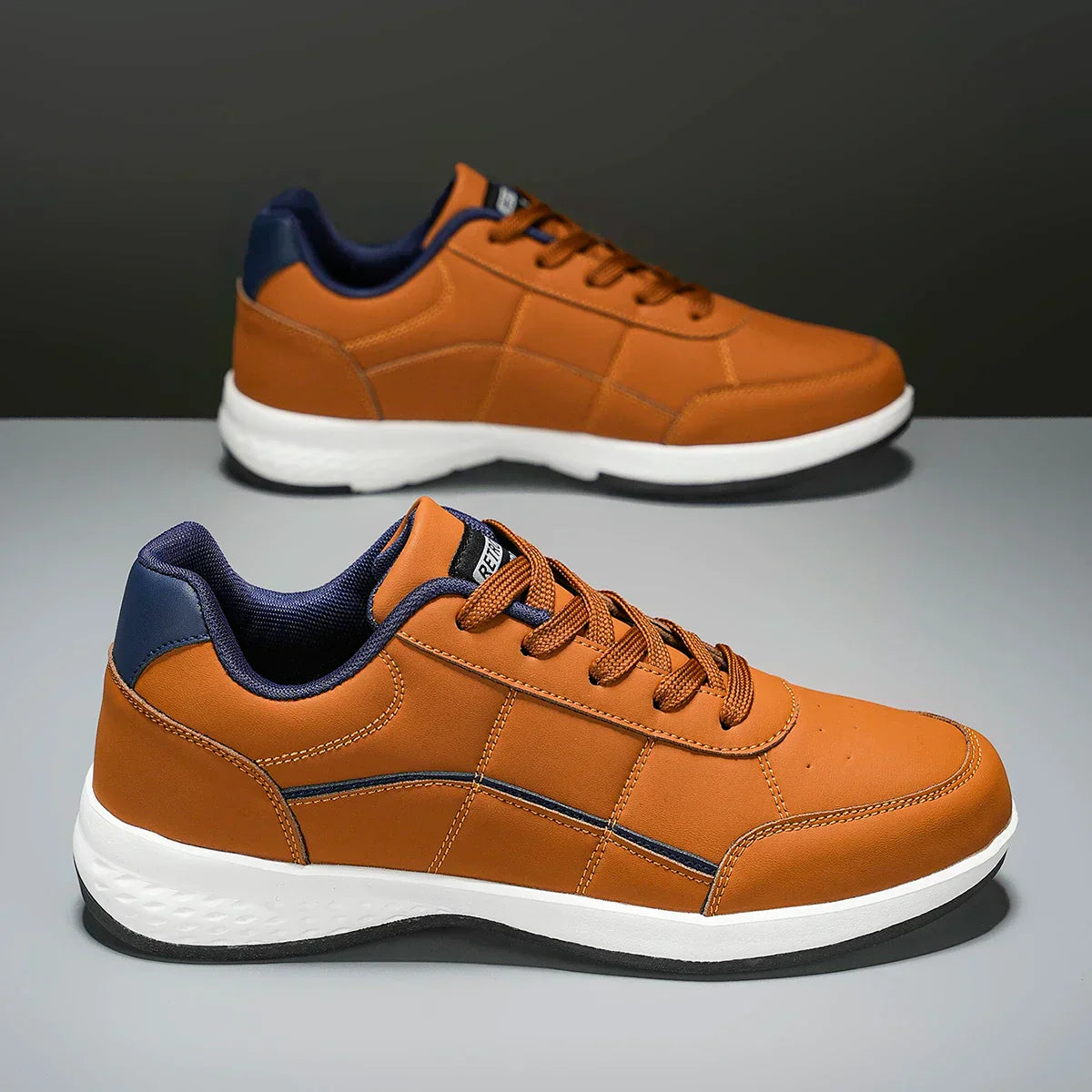 Stylische Leder-Sneakers