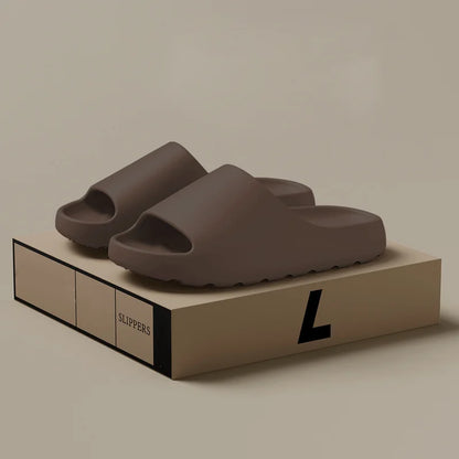 Bequeme weiche Sandalen