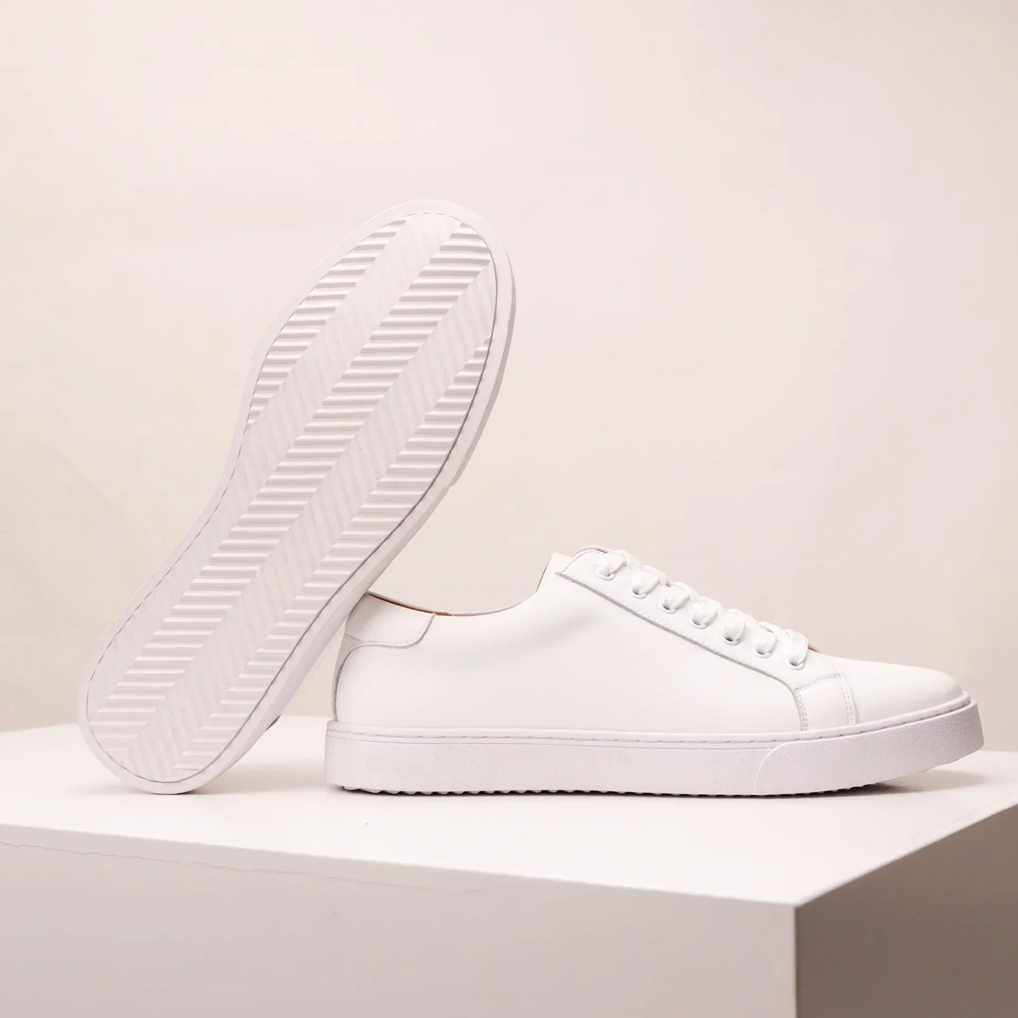 Turnschuhe aus echtem Leder