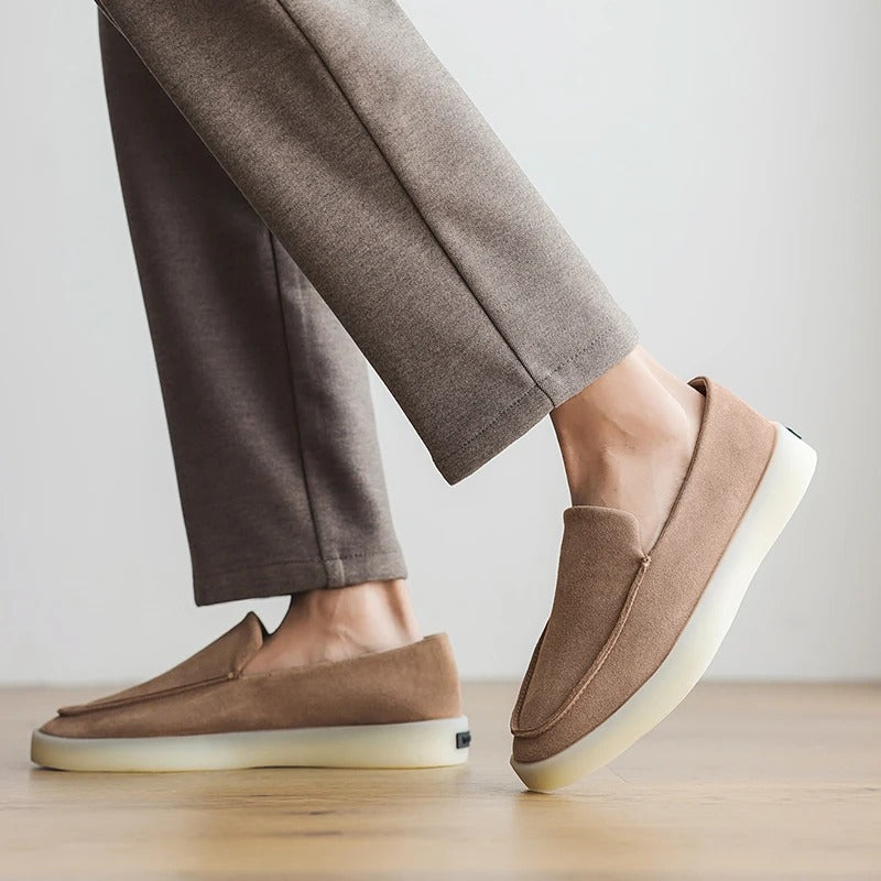 Klassische Business-Loafer aus Wildleder