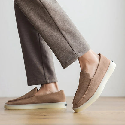 Klassische Business-Loafer aus Wildleder